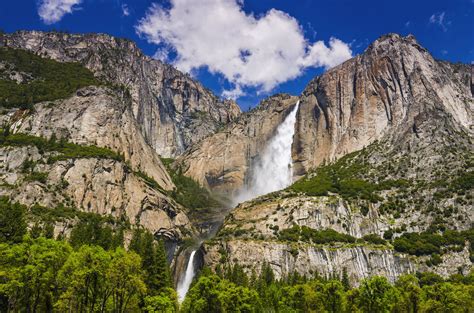 Yosemite Falls - Moonbow and Pictures from All Seasons