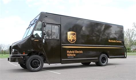 ups-delivery-van-electric-hybrid-workhorse - The Fast Lane Truck