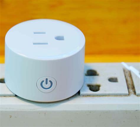 What Is a Smart Plug? What They Do and How to Use Them