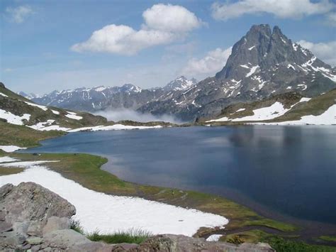 Halgurd Mountain in Kurdistan Beautiful World, Landscape Photography, Buddha, Coastline ...