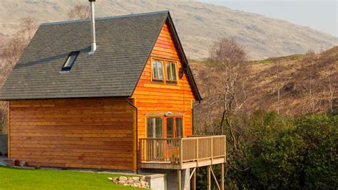 6 Unique Eco Friendly Loch Lomond Lodges with hot tubs