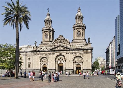 10 Top Attractions in Santiago de Chile (with Map & Photos) - Touropia