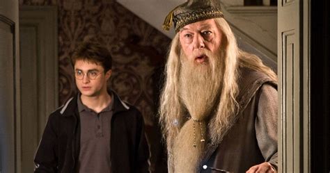 30 Strange Things Dumbledore Did Before Harry Potter