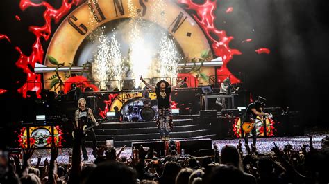 Guns N' Roses Tickets | Guns N' Roses Tour Dates & Concerts