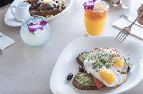 Best Restaurants in Lahaina: 12 Restaurants That You Have To Try In 2023