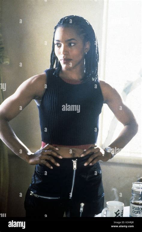 STRANGE DAYS ANGELA BASSETT Date: 1995 Stock Photo - Alamy