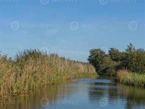 Village Giethoorn in the netherlands 13099546 Stock Photo at Vecteezy