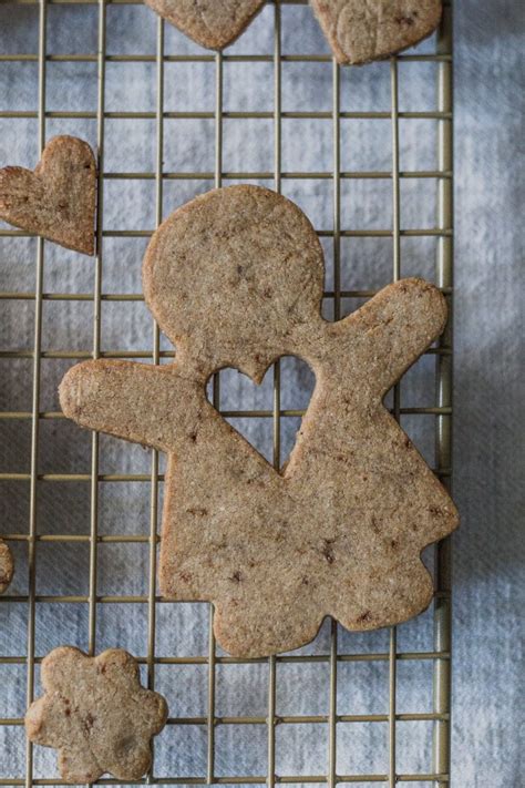 Christmas Tea Cookies - Rezel Kealoha