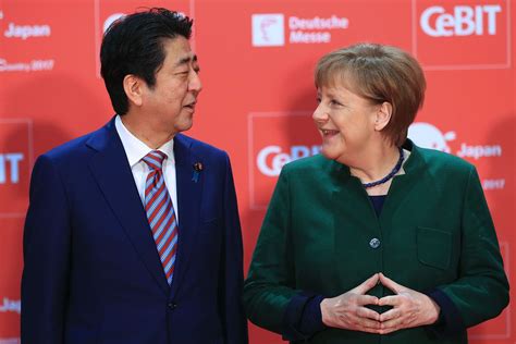 Germany, Japan Push Trade Pact in Merkel Bid to Stymie Trump - Bloomberg