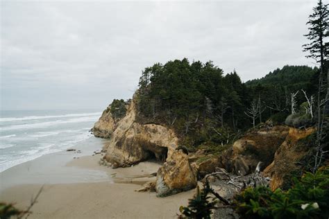 Guide to Hug Point - Waterfall, Beach, Caves, & More on the Oregon Coast! · Anna Tee