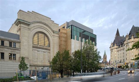 The Senate of Canada Building | Area