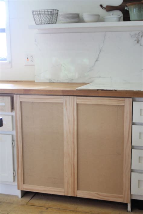 Diy Shaker Cabinet Doors The Easy Way Mimzy Company