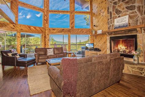 10 Fantastic Gatlinburg Cabins with Mountain Views