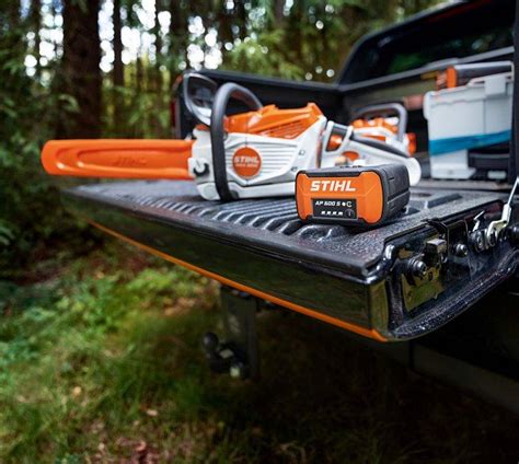 The New STIHL MSA 300 Cordless Chainsaw and AP 500 S Battery