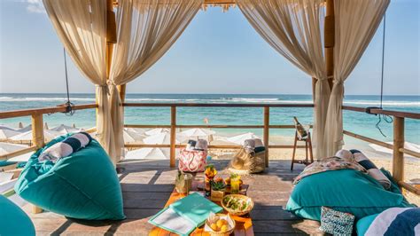 Sundays Beach Club, Uluwatu, Bali, Indonesia - Bar Review | Condé Nast Traveler