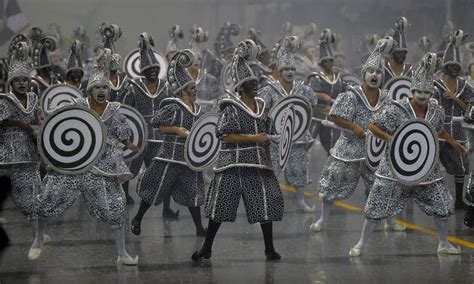 est100 一些攝影(some photos): carnival parade, in Sao Paulo, Brazil. 狂歡節遊行 ...