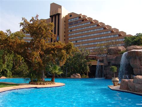 Sun City Cascades Hotel – Royal African Discoveries