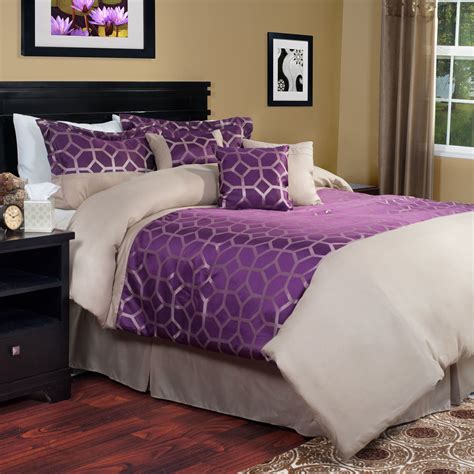 Purple And Gold Bedroom - How To Furnish A Small Room