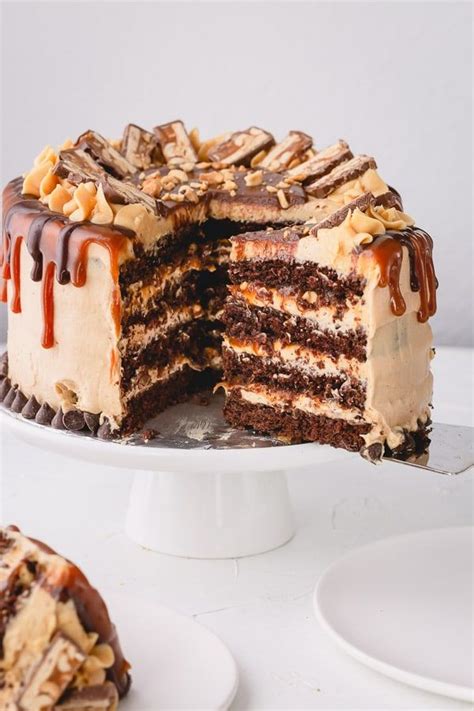 Snickers Cake | Recipe | Snickers cake, Cake recipes, Yummy cakes