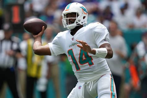 Report: Miami Dolphins to make 'some differences' to offense for Jacoby ...