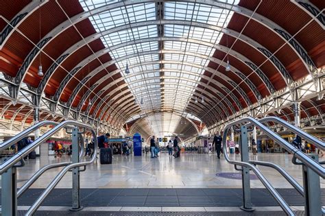 These are the UK’s most beautiful train stations | loveexploring.com