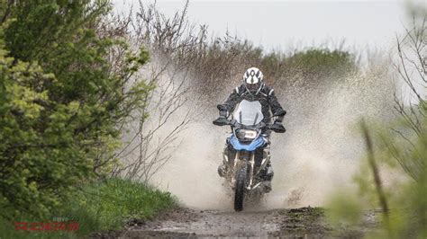 2017 BMW R1200GS Review - Old vs. New Off-Road Test | DriveMag Riders