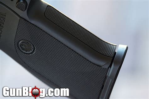 RUGER SR40 REVIEW | Gun Blog