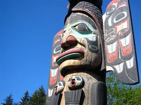 Fichier:Ketchican totem pole 2.jpg — Wikipédia