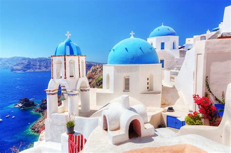 8 Best Things to Do in Oia - What is Oia Most Famous For? – Go Guides