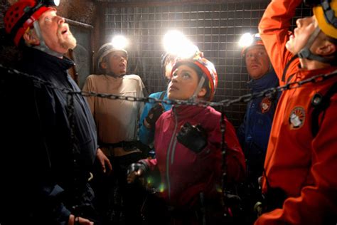 The Descent: Part 2 (2009)