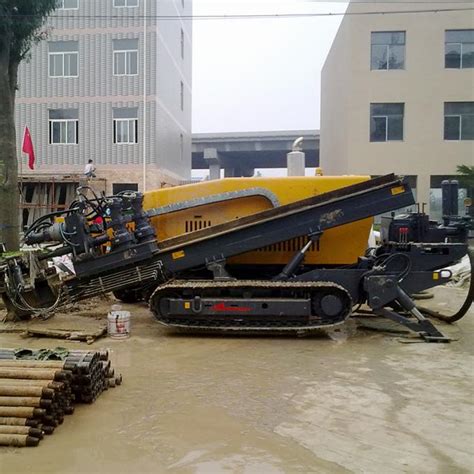 32 Tons 12000NM Horizontal Directional Drilling Machine / Directional ...