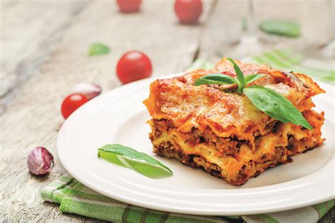 Carnival lasagna: the Calabrian recipe | Bottega di Calabria