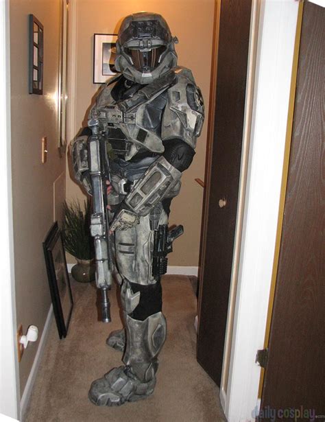 Thorn Noble 6 Armor from Halo - Daily Cosplay .com