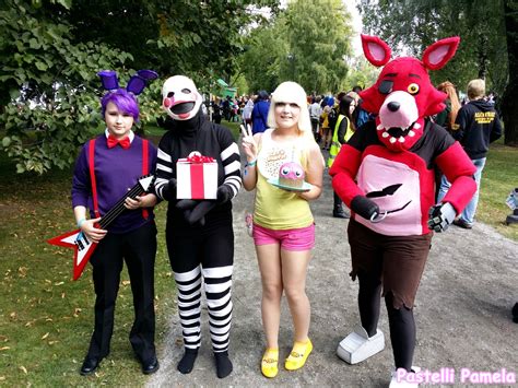 Pastelli Pamela: Fnaf Toy Chica cosplay & Tracon 2015