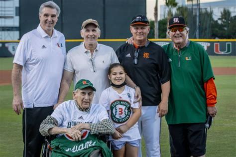 Photo Gallery: 2022 Miami Hurricanes Alumni Game – University of Miami ...