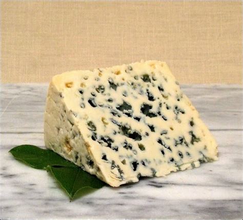 Fromage du Mois: le penicillium roqueforti