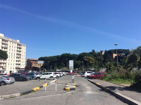 Piazzale dei Partigiani, 9 Garage - Parking in Roma | ParkMe