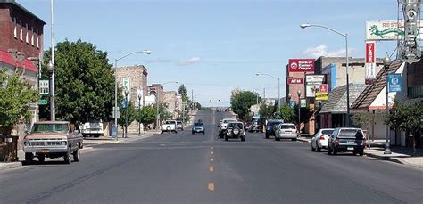 Burns, Oregon is close to the Malheur National Wildlife Refuge. | Oregon waterfalls, Oregon ...