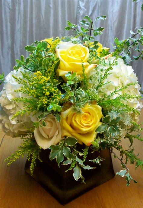 yellow rose flower bouquet - Naoma Sweeney