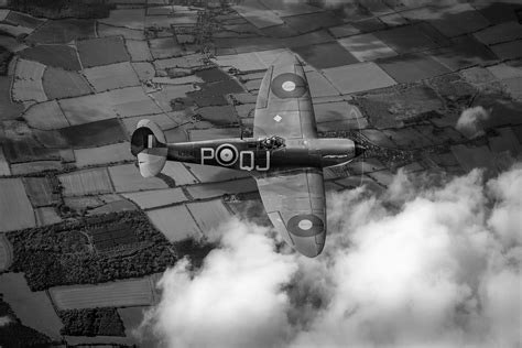 FLIGHT ARTWORKS | Battle of Britain Spitfire B&W version art prints and ...