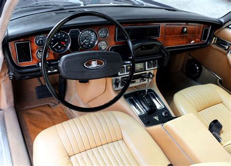 Jaguar XJ6 | Jaguar | Pinterest | Cars, Jaguar xj and Car interiors