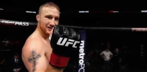 Watch Justin Gaethje finish Michael Johnson in bonus-winning ...