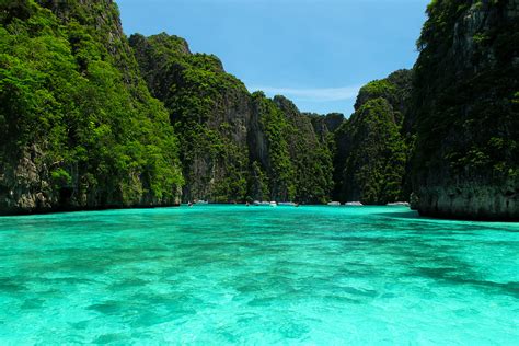 Phi Phi Islands Thailand Wallpapers - Wallpaper Cave