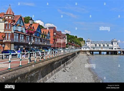 Penarth Pier Penarth Seafront Penarth High Resolution Stock Photography ...