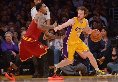 Lakers at Cavaliers live stream: How to watch online