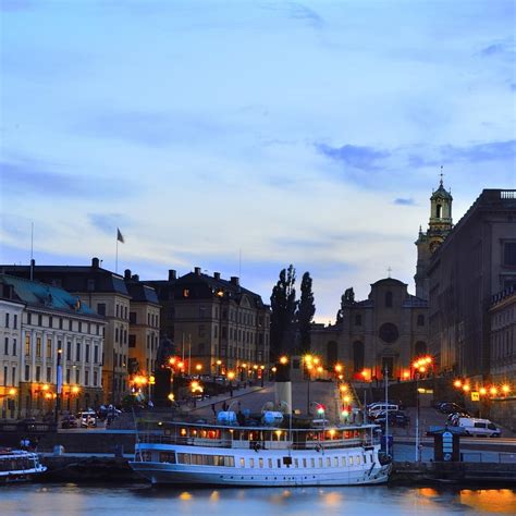 Gamla Stan in the night, Stockholm : r/CityPorn