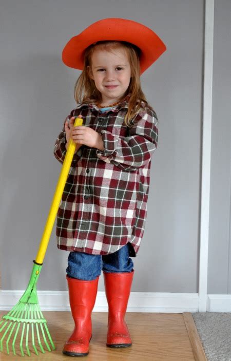 Farmer Costumes (for Men, women, Kids) | PartiesCostume.com