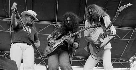 Learn to play Free Bird by Lynyrd Skynyrd | LickLibrary