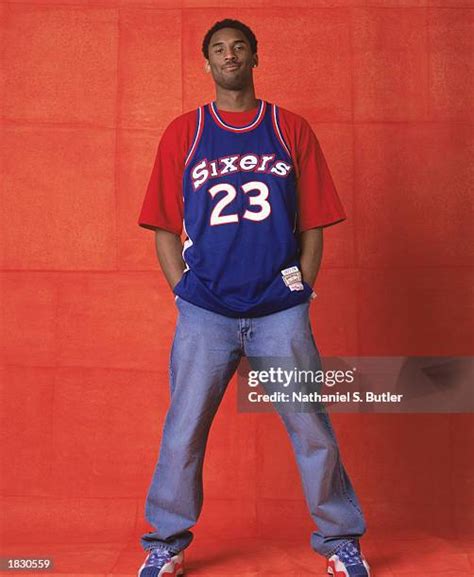 Kobe Bryant 2002 Photos and Premium High Res Pictures - Getty Images