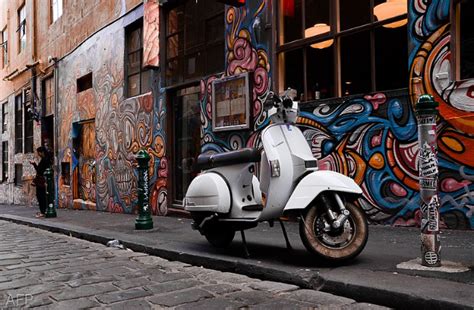 Melbourne's laneways become art galleries - upstart